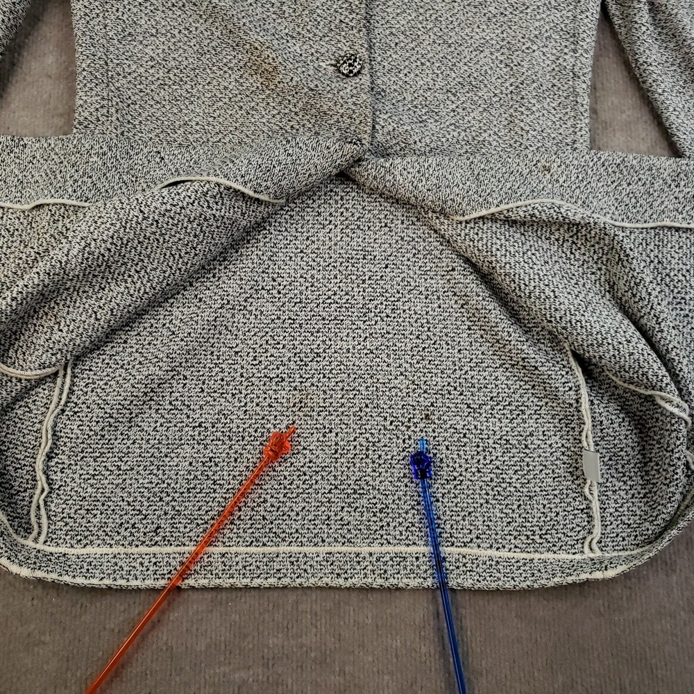 St John Basics Jacket Womens Size 6 Gray‎ Black Buttons Pockets Formal Casual ZZ - Picture 13 of 16
